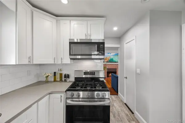 51 Sunrise TER, Yonkers, NY 10703
