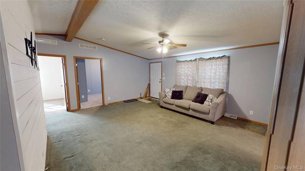 26 Daisy DR, Port Jervis, NY 12771