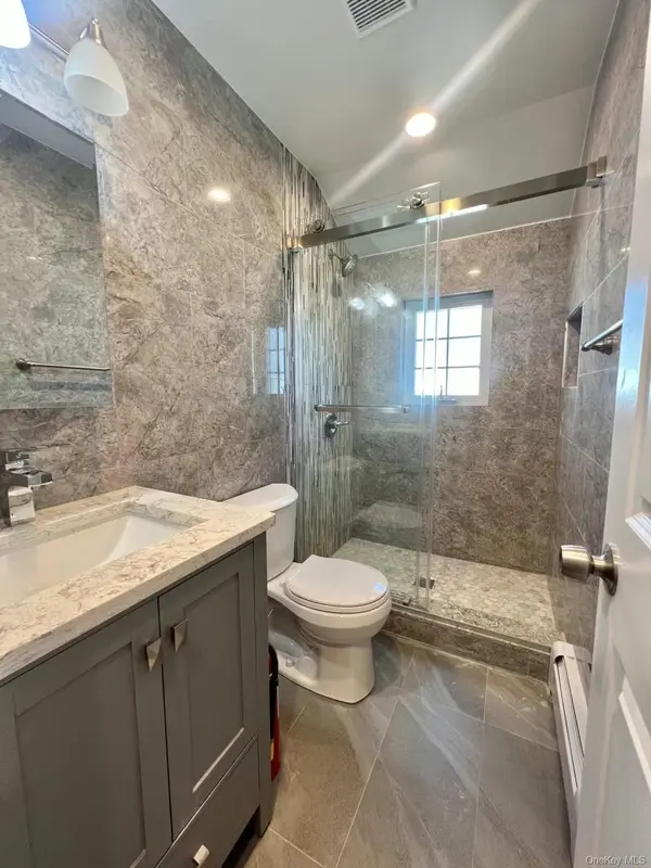 Address not disclosed, Whitestone, NY 11357