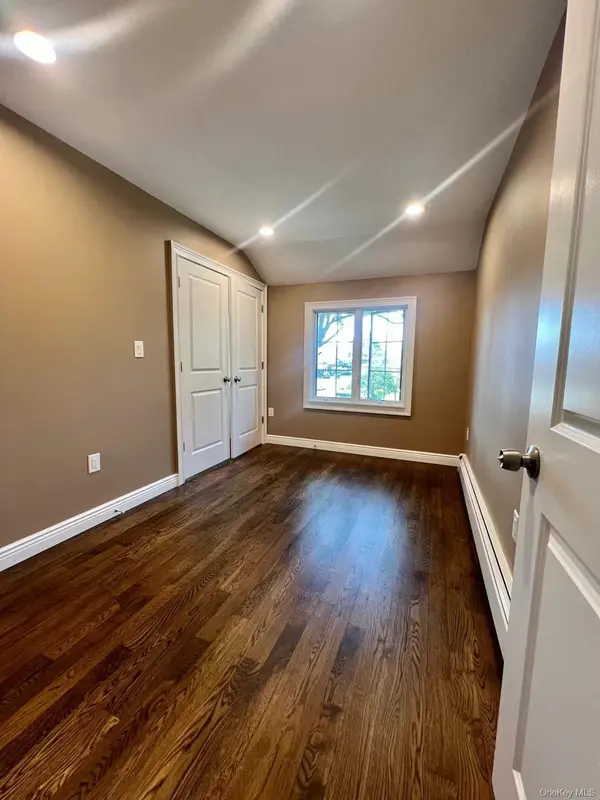 Address not disclosed, Whitestone, NY 11357