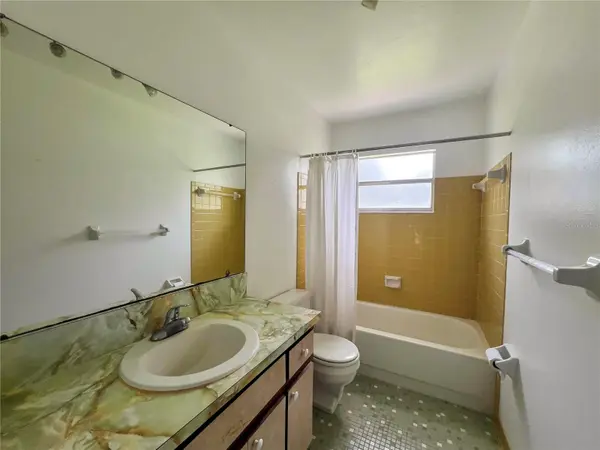 4205 34TH AVENUE DR W, Bradenton, FL 34205