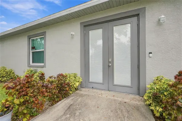 1710 MANATEE AVE E, Bradenton, FL 34208