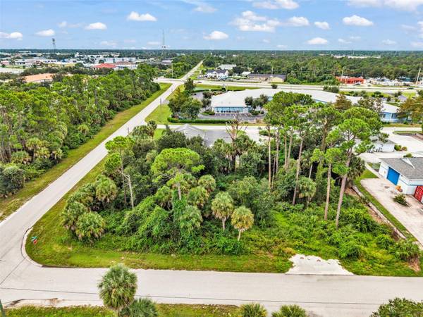 17525 ABBOTT AVE, Port Charlotte, FL 33954