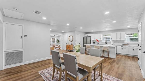 211 W VALENCIA ST, Lakeland, FL 33805