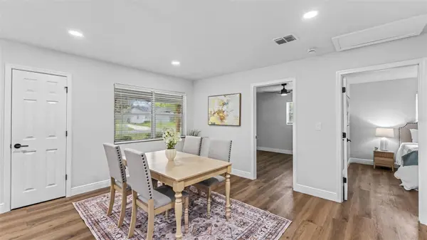 211 W VALENCIA ST, Lakeland, FL 33805
