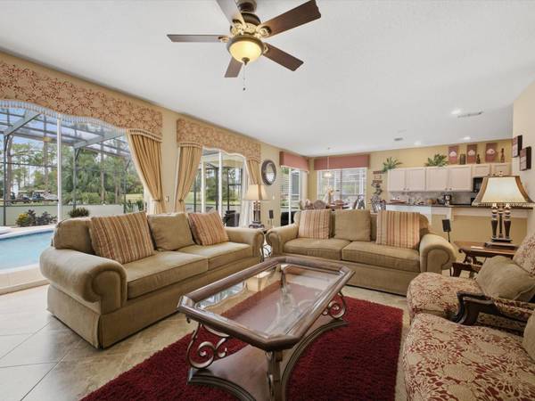 209 N HAMPTON DR, Davenport, FL 33897