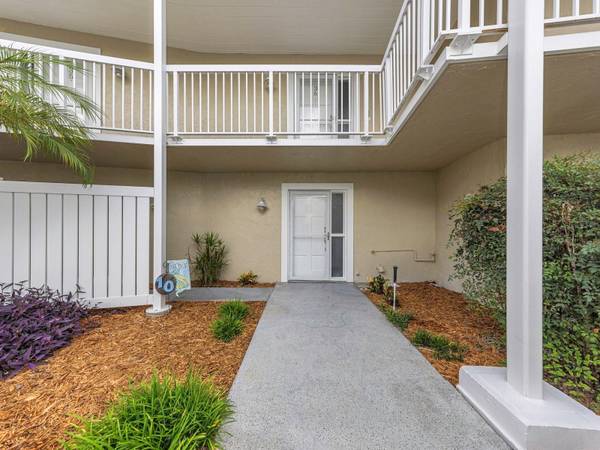 433 S PAULA DR #10, Dunedin, FL 34698