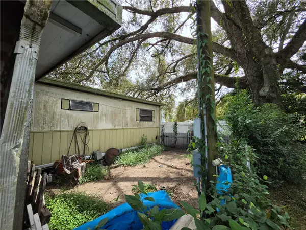 37648 MARCH LN, Zephyrhills, FL 33541