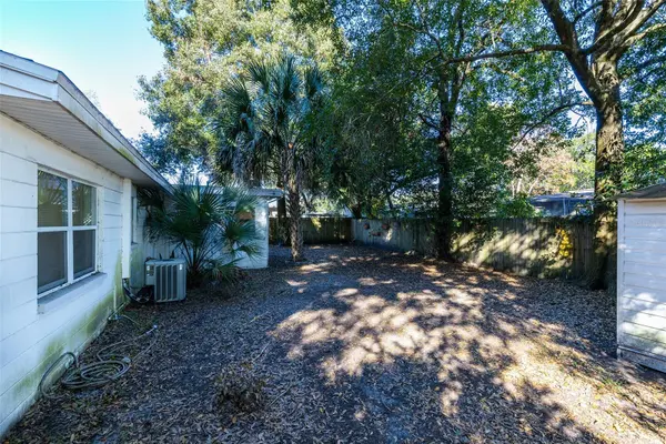 12113 N EDISON AVE, Tampa, FL 33612