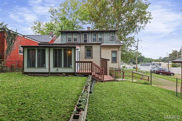 522 N Jackson ST, Belleville, IL 62220