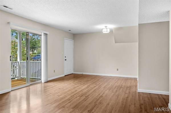1508 Thrush TER, St Louis, MO 63144