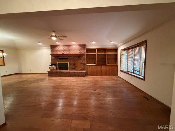 154 Manors DR, Lebanon, MO 65536