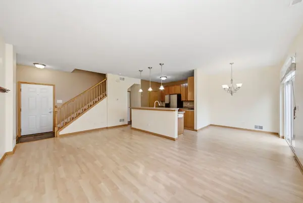 5009 Corning CT #5009, Plainfield, IL 60586