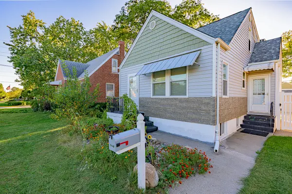 7446 Monroe AVE, Hammond, IN 46324