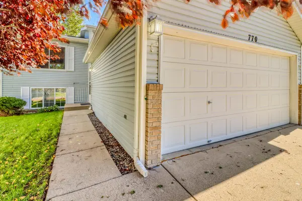 770 49th ST S, Fargo, ND 58103