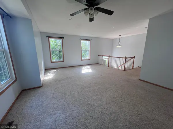 15715 Fox CIR, Apple Valley, MN 55124