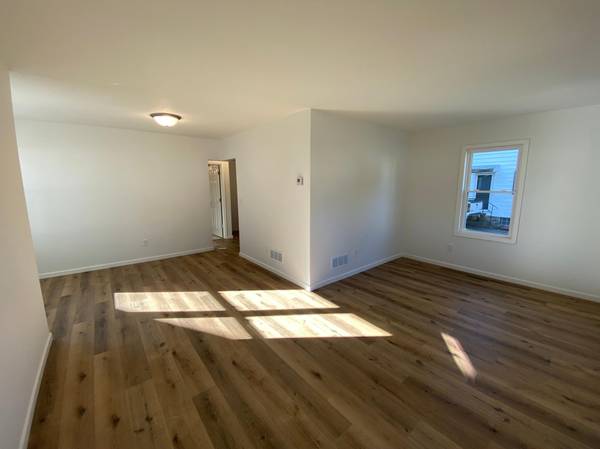 1530 3rd ST NE, Rochester, MN 55906