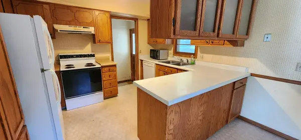 1659 Edgewood RD, Winona, MN 55987