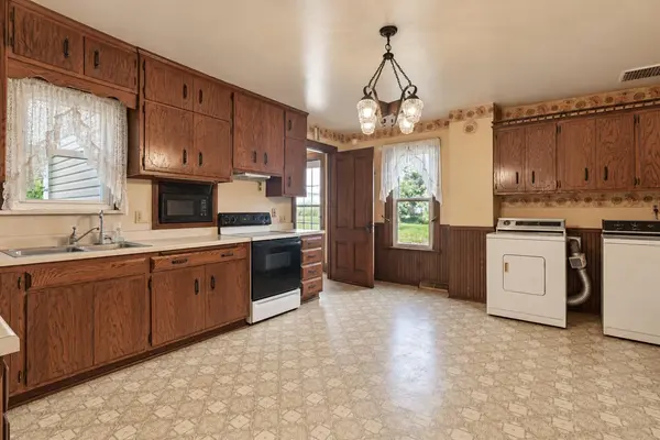 42328 750th AVE, Saint James, MN 56081