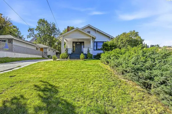 804 S Main St, Colfax, WA 99111