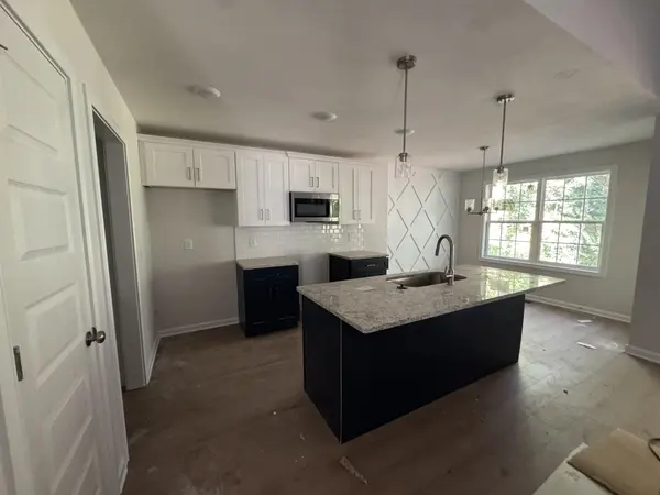 309 Tisha Ct, Clarksville, TN 37042