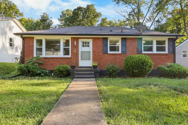 890 19th Ave #W, Springfield, TN 37172