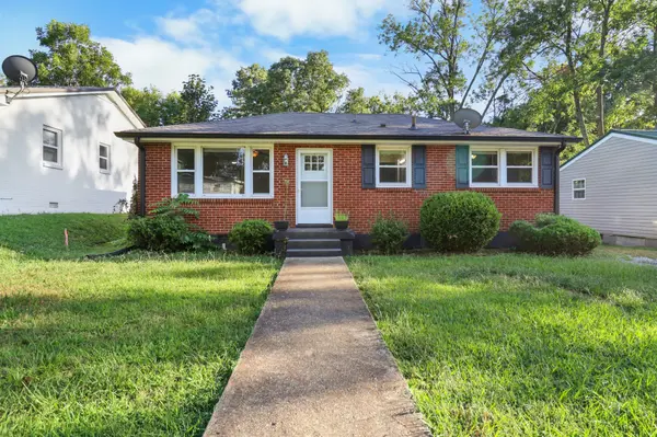 890 19th Ave #W, Springfield, TN 37172