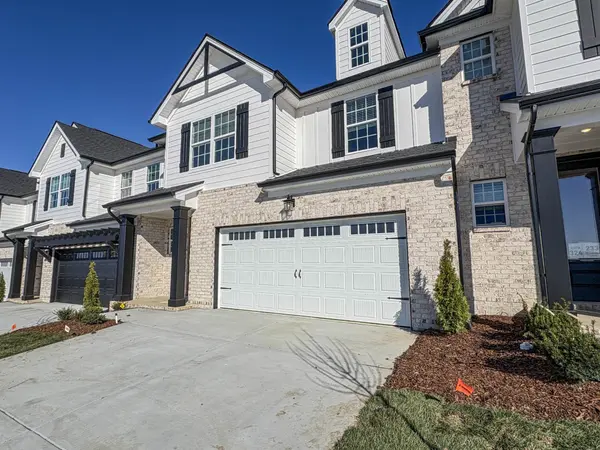 229 Glencrest Drive, Hendersonville, TN 37075