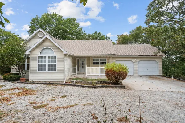 2597 Talking Rocks RD, Branson West, MO 65737