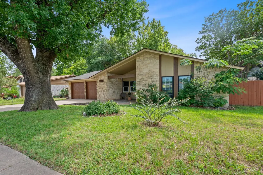 1515 Mearns Meadow BLVD, Austin, TX 78758