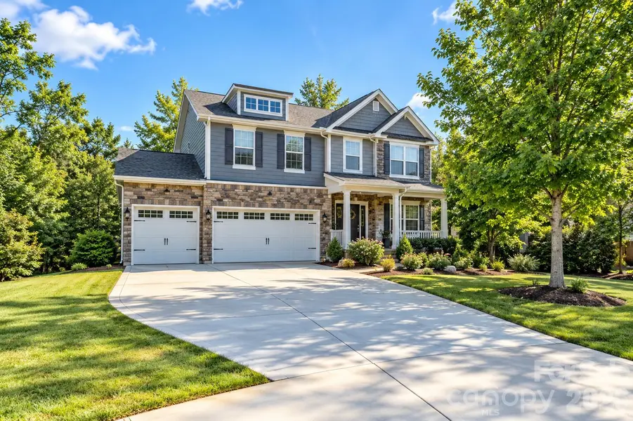 423 Crisfield CT, York, SC 29745