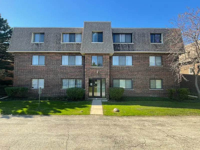 1462 Carol CT #3B, Palatine, IL 60074