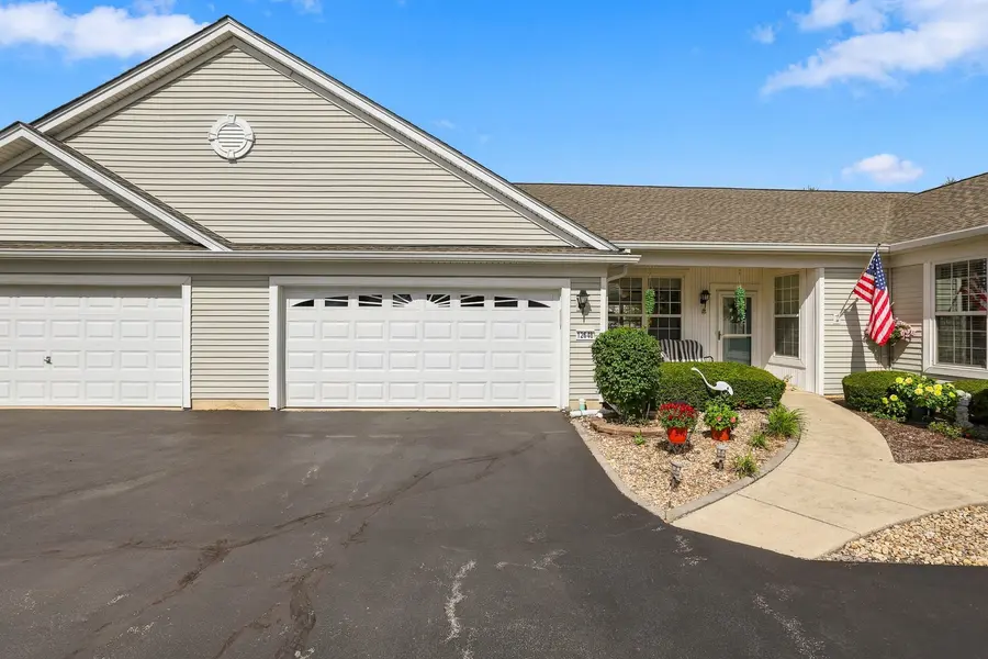 12648 Rock Island TRL, Huntley, IL 60142