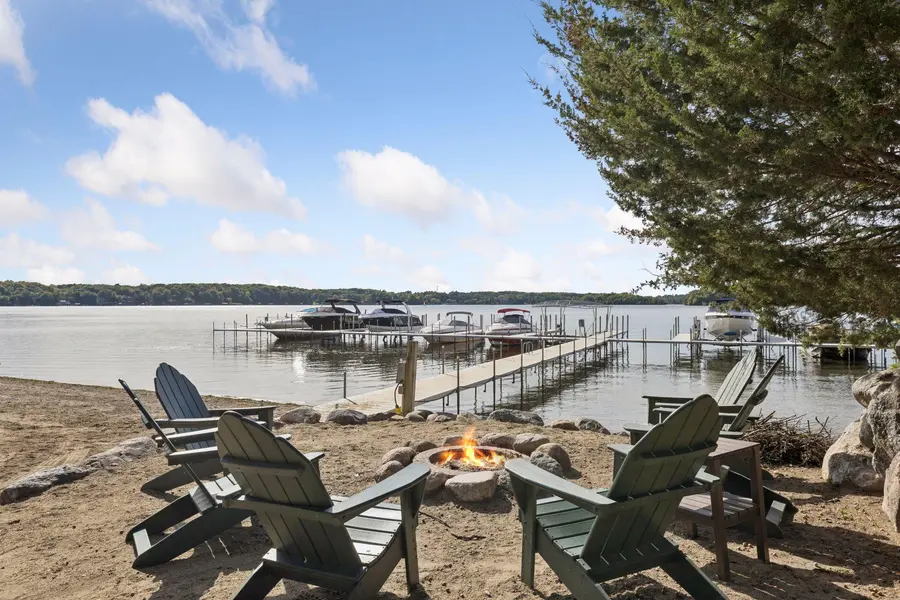 28010 Boulder Bridge DR, Excelsior, MN 55331