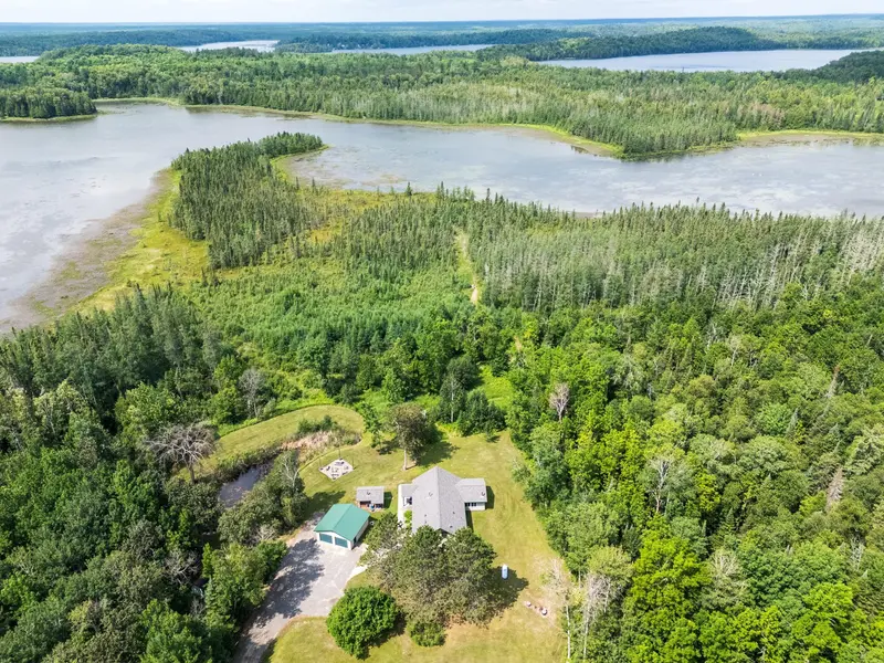 52671 Becker RD, Bigfork, MN 56628