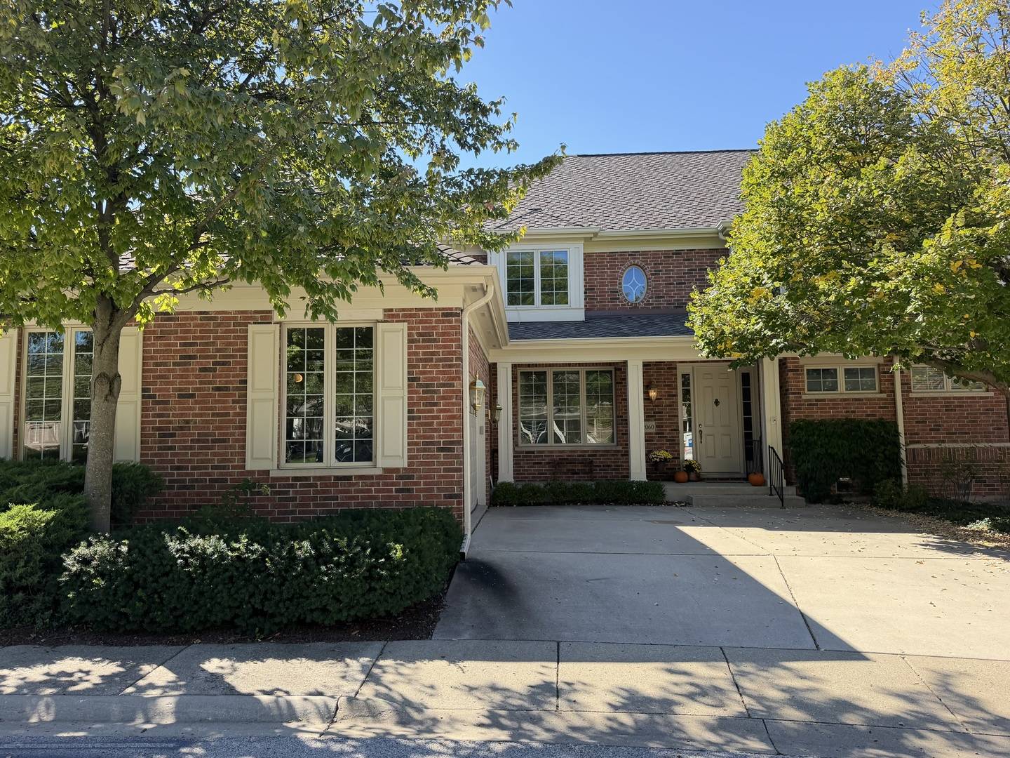 2060 Claridge CT, Northbrook, IL 60062