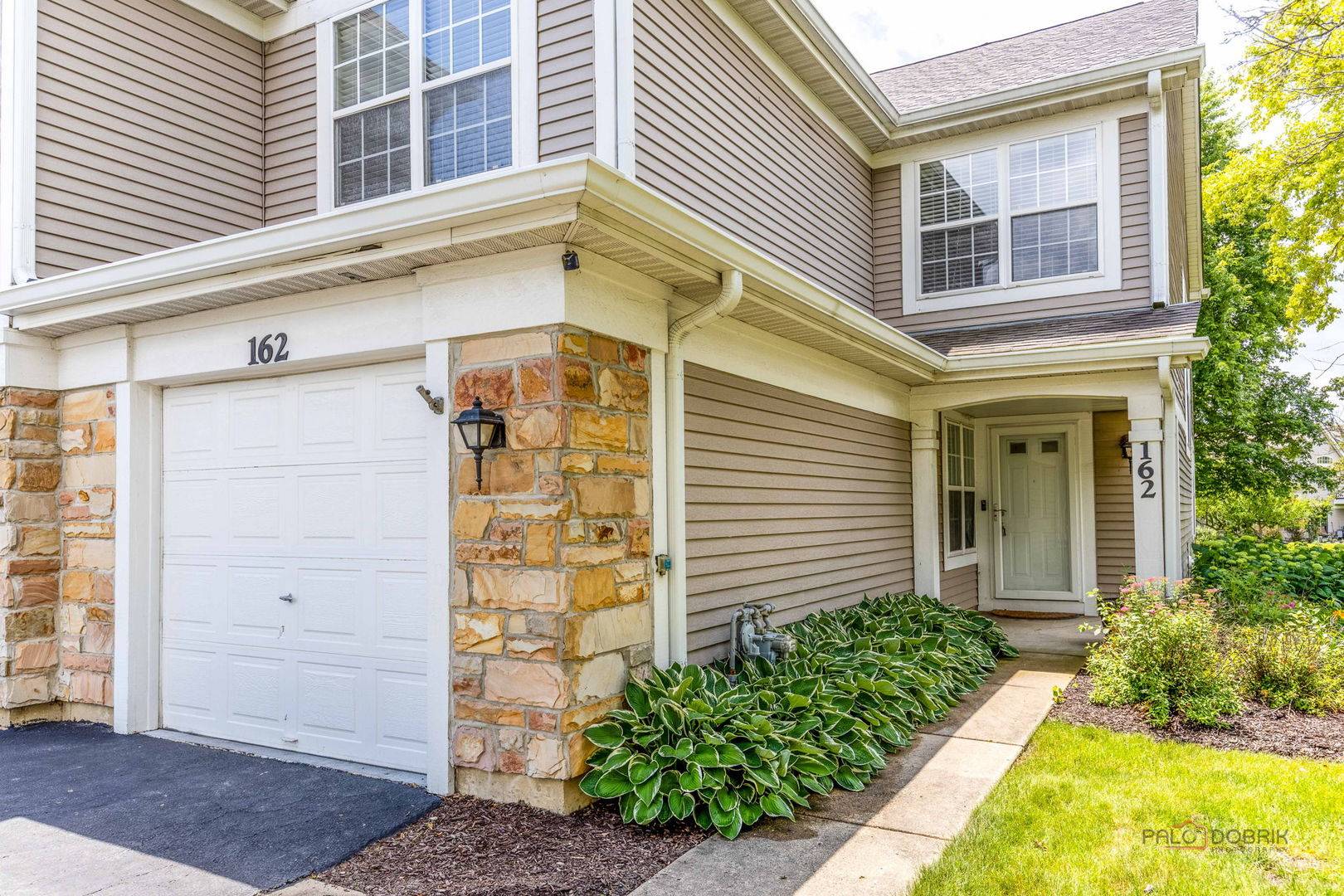 162 Fairfield LN #162, Carol Stream, IL 60188