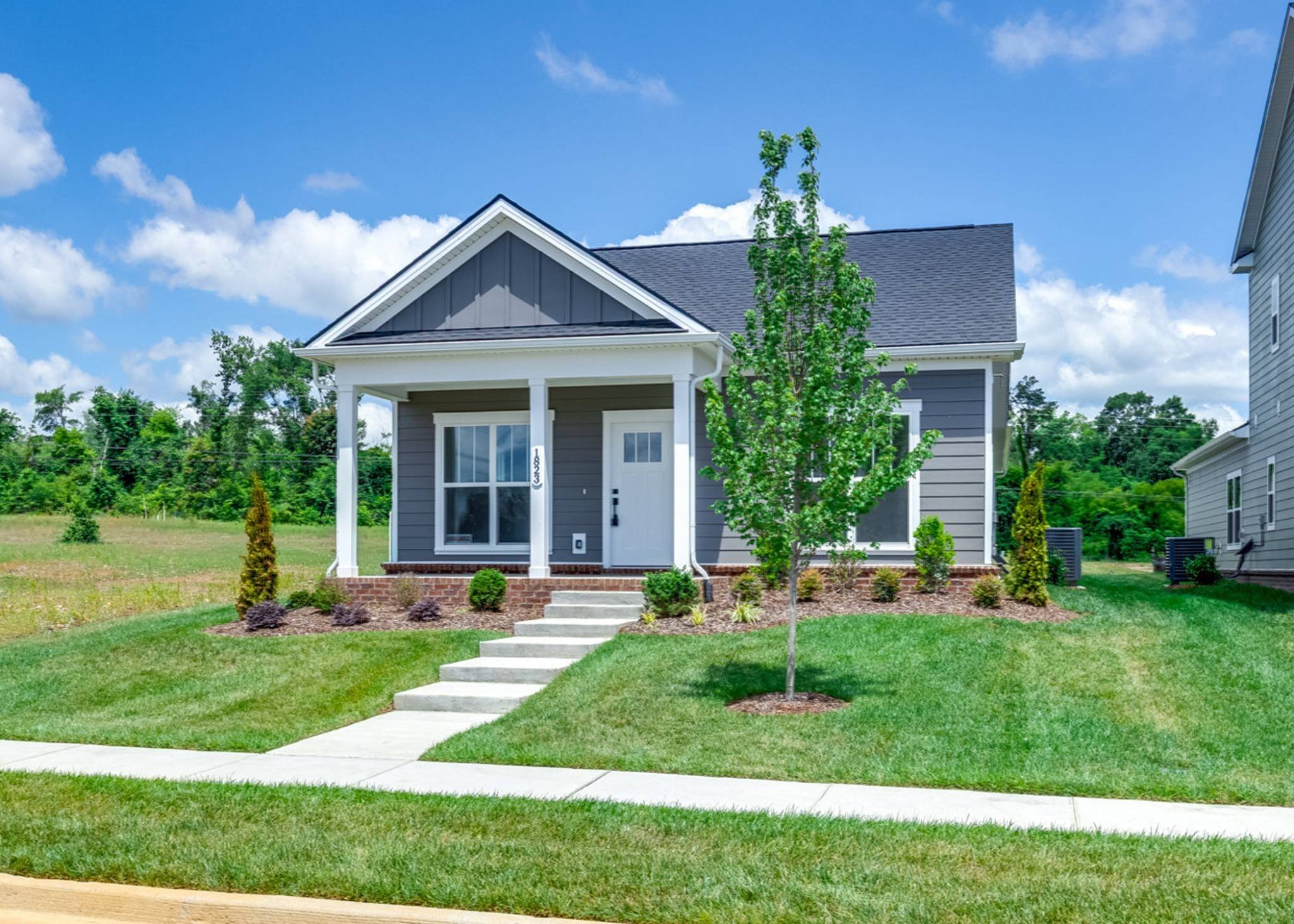 1823 Flatwaters St, Spring Hill, TN 37174