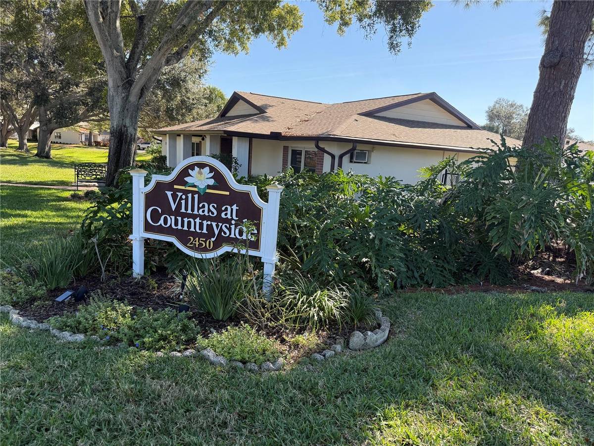 2452 ENTERPRISE RD #29, Clearwater, FL 33763
