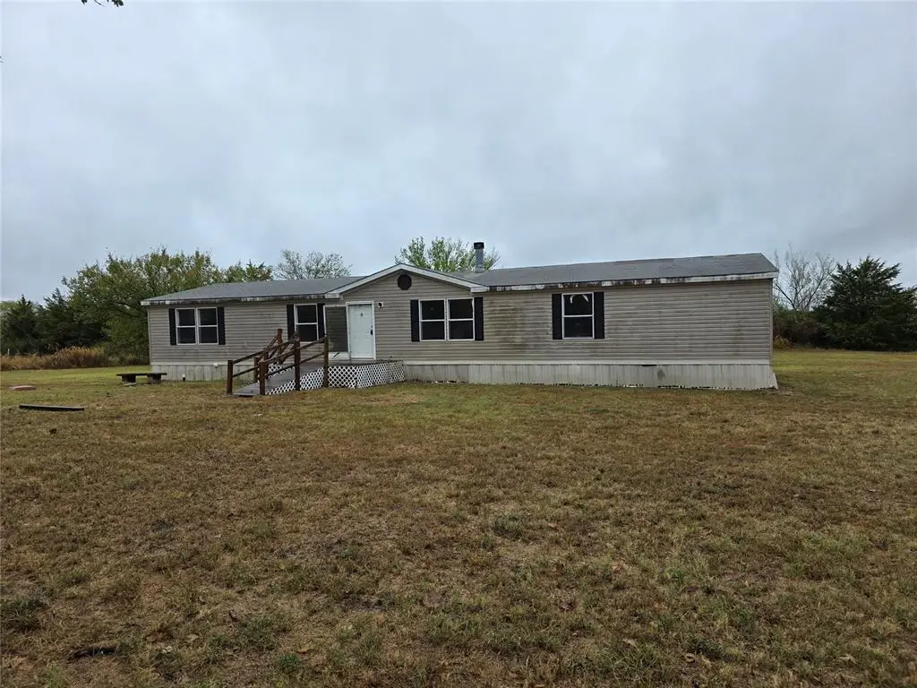 619 S Madison ST, Maud, OK 74854