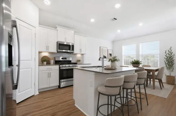 10537 Steinbeck DR, Austin, TX 78747