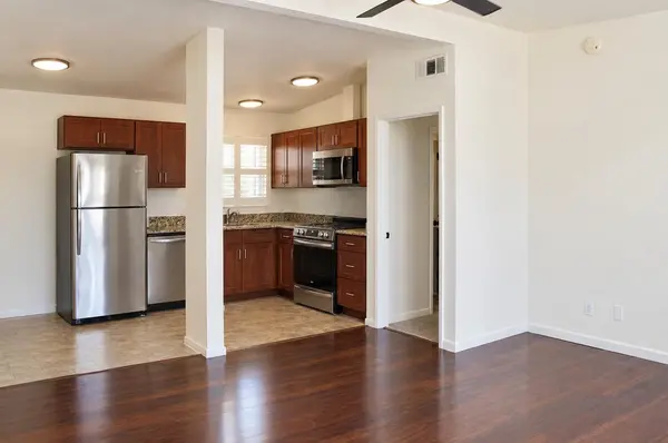 2706 Cole ST #B103, Austin, TX 78705