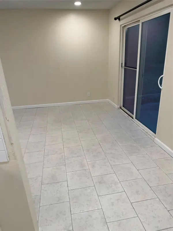 412 Craddock Ave, San Marcos, TX 78666