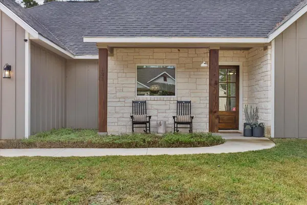 133 Lake Point WAY, Bastrop, TX 78602