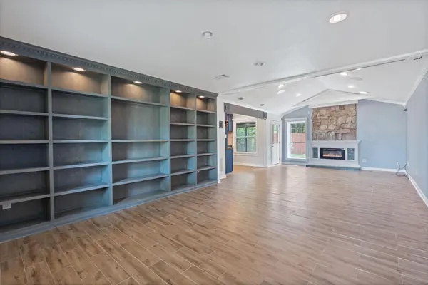 1515 Mearns Meadow BLVD, Austin, TX 78758