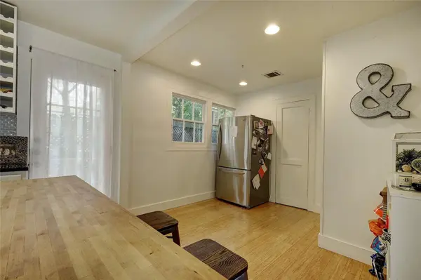 506 W Saint Johns Ave, Austin, TX 78752