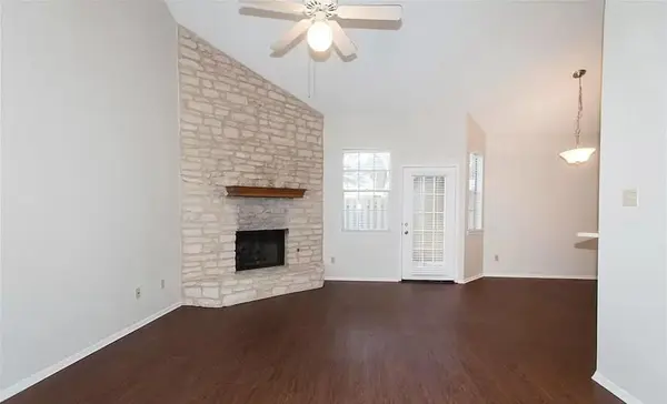 6501 Brush Country RD #102, Austin, TX 78749