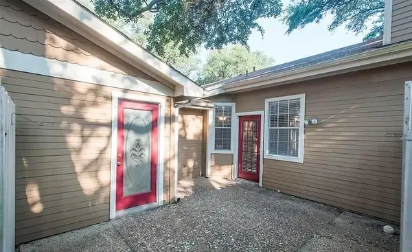 6501 Brush Country RD #102, Austin, TX 78749