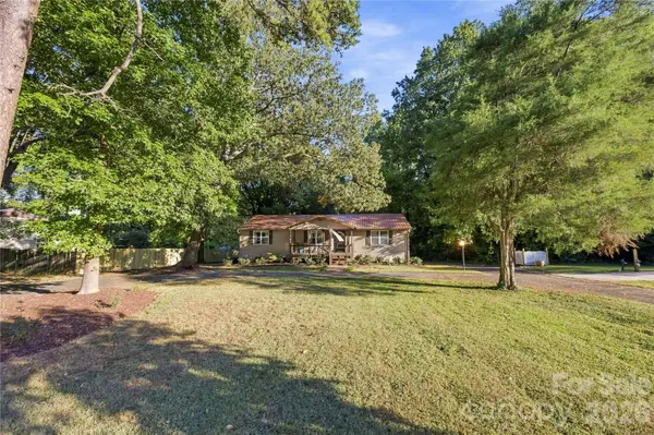 7316 Neal RD, Charlotte, NC 28262