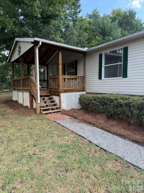4191 Peachtree LN, Granite Falls, NC 28630